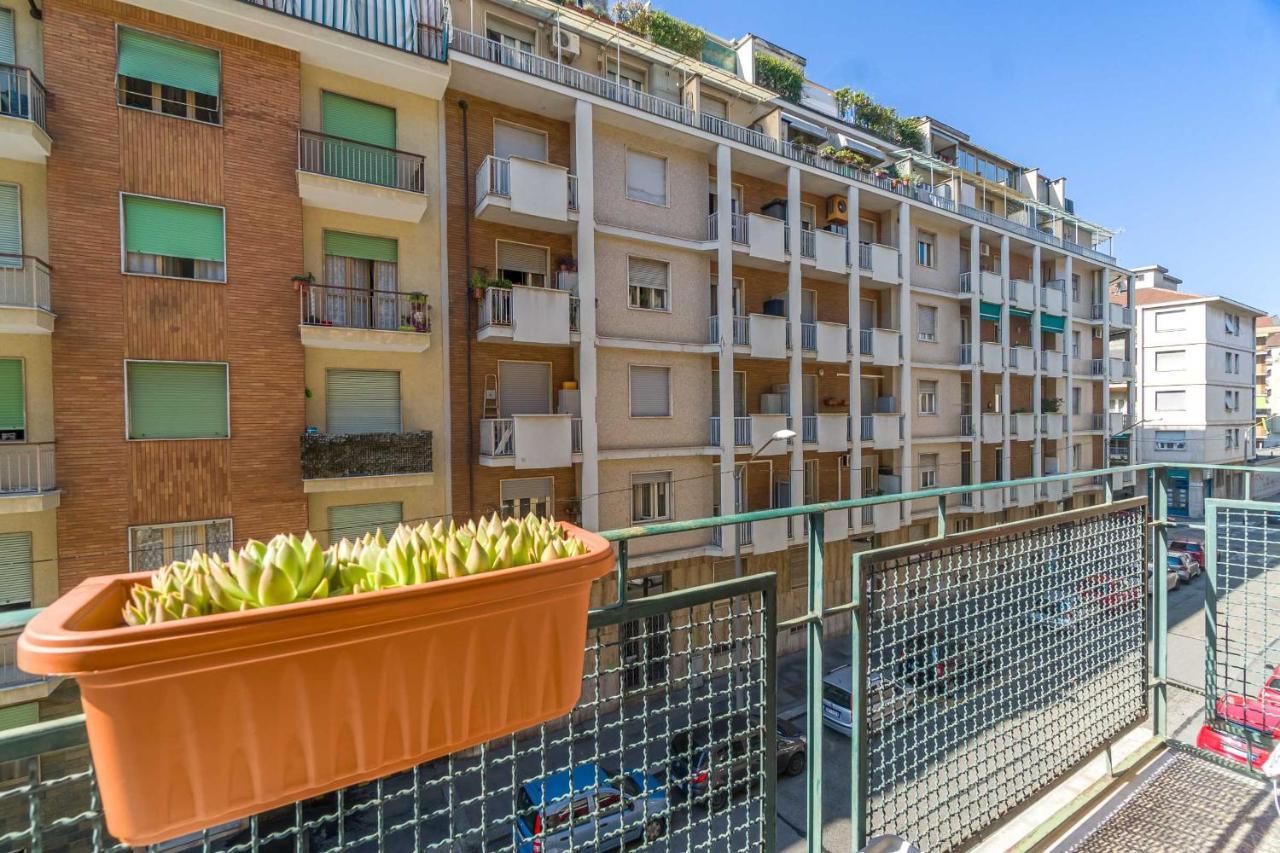 Apartment Comodo Bilocale In Santa Rita, 850m Allo Stadio Grande E All'inalpi Arena